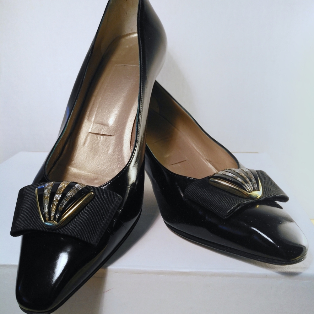 Roberto Capucci black heels